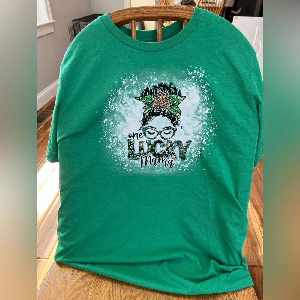 One Lucky Mama Tee